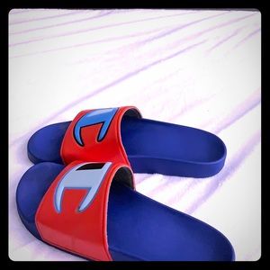 Used Size 8 champion slides